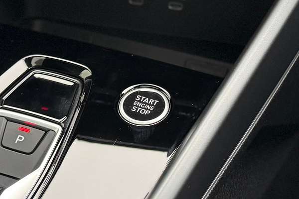 2025 Audi A3 35 TFSI S line GY