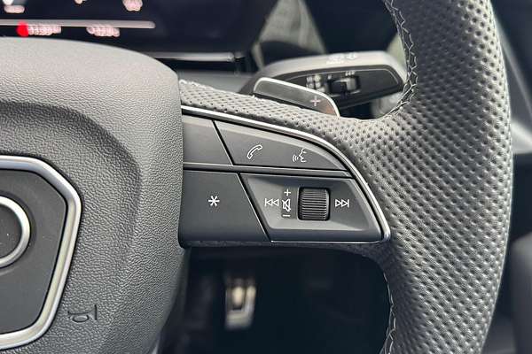 2025 Audi A3 35 TFSI S line GY