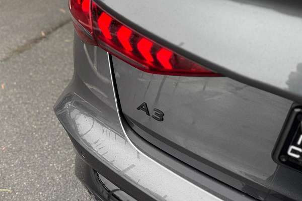 2025 Audi A3 35 TFSI S line GY