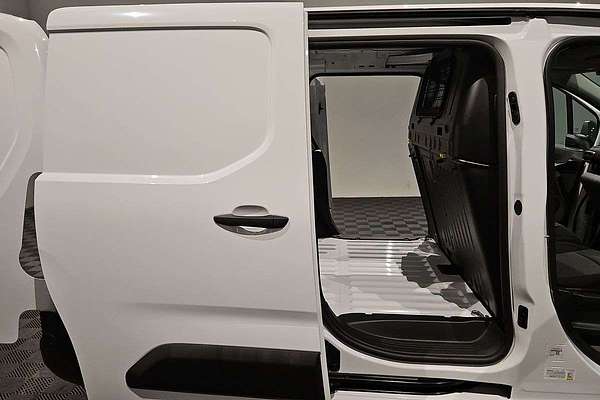 2025 Peugeot Partner Pro K9 SWB