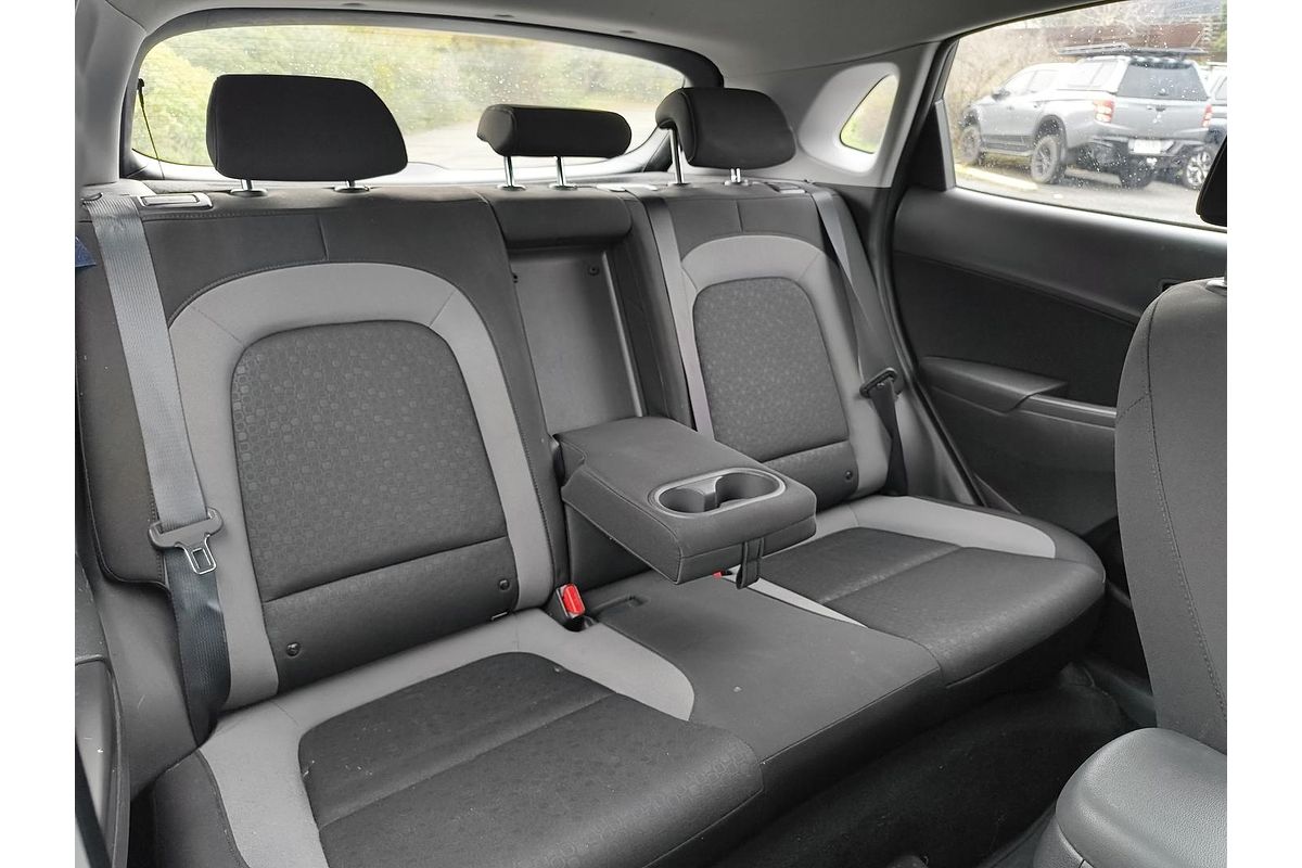 2017 Hyundai Kona Active OS