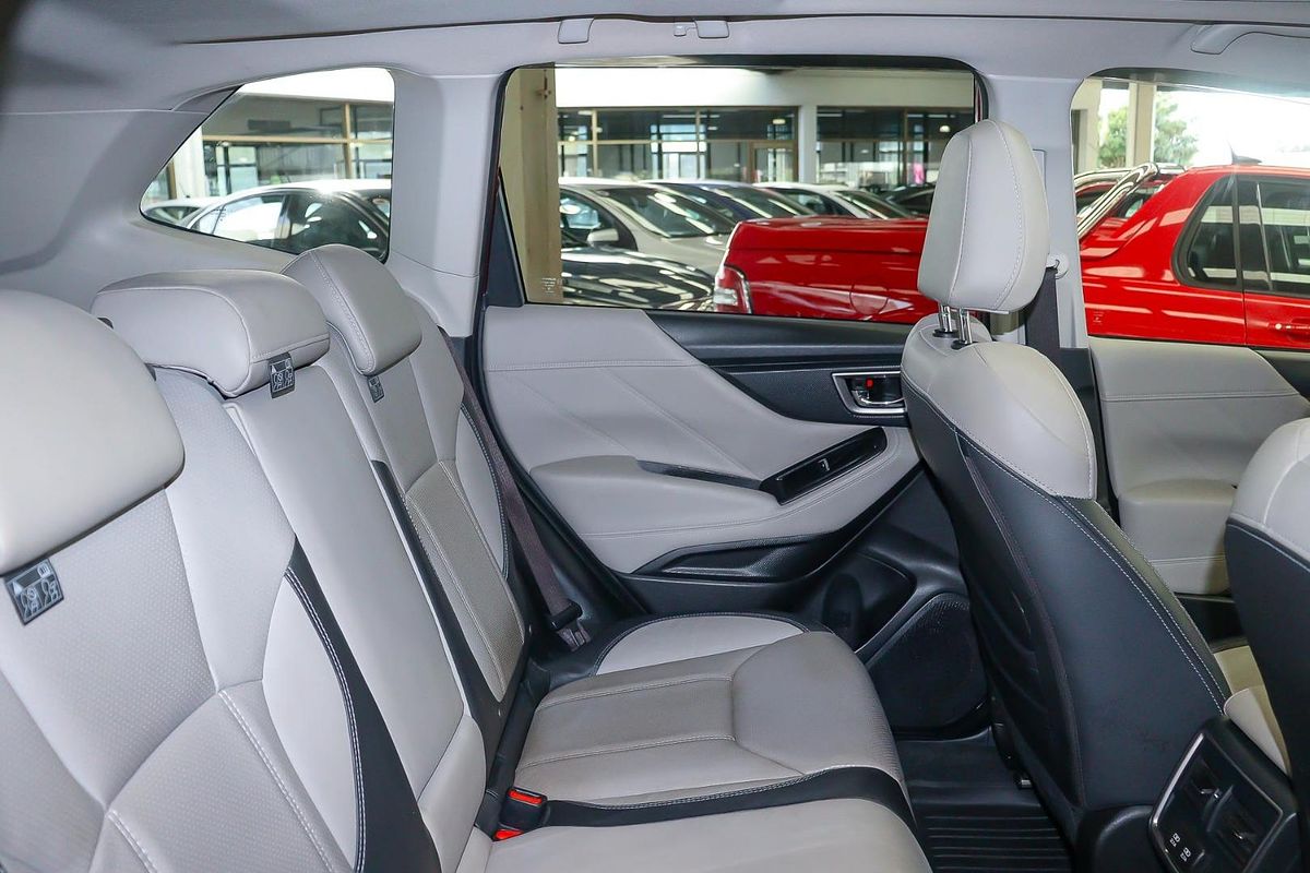 2020 Subaru Forester 2.5i-S S5