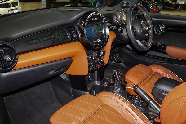 2020 MINI Hatch John Cooper Works Classic F56 LCI