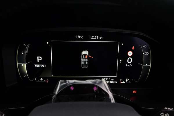 2025 Mitsubishi Outlander LS ZM