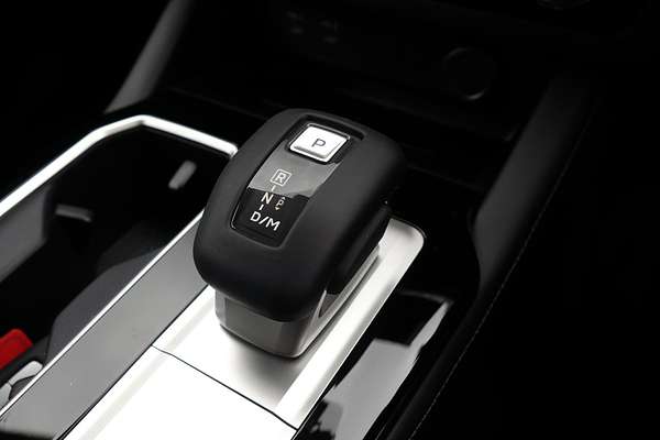 2025 Mitsubishi Outlander LS ZM