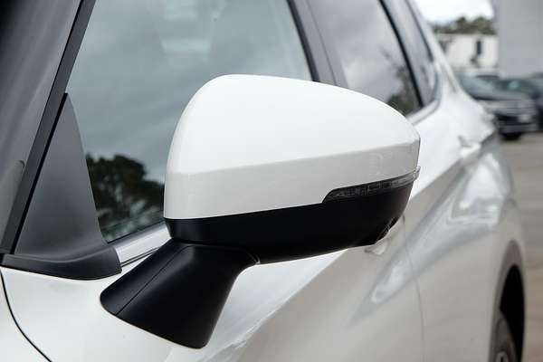 2025 Mitsubishi Outlander LS ZM