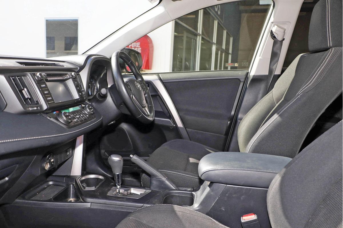 2018 Toyota RAV4 GXL ALA49R
