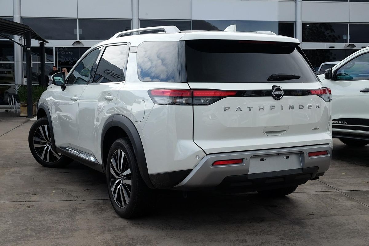 2023 Nissan Pathfinder Ti-L R53