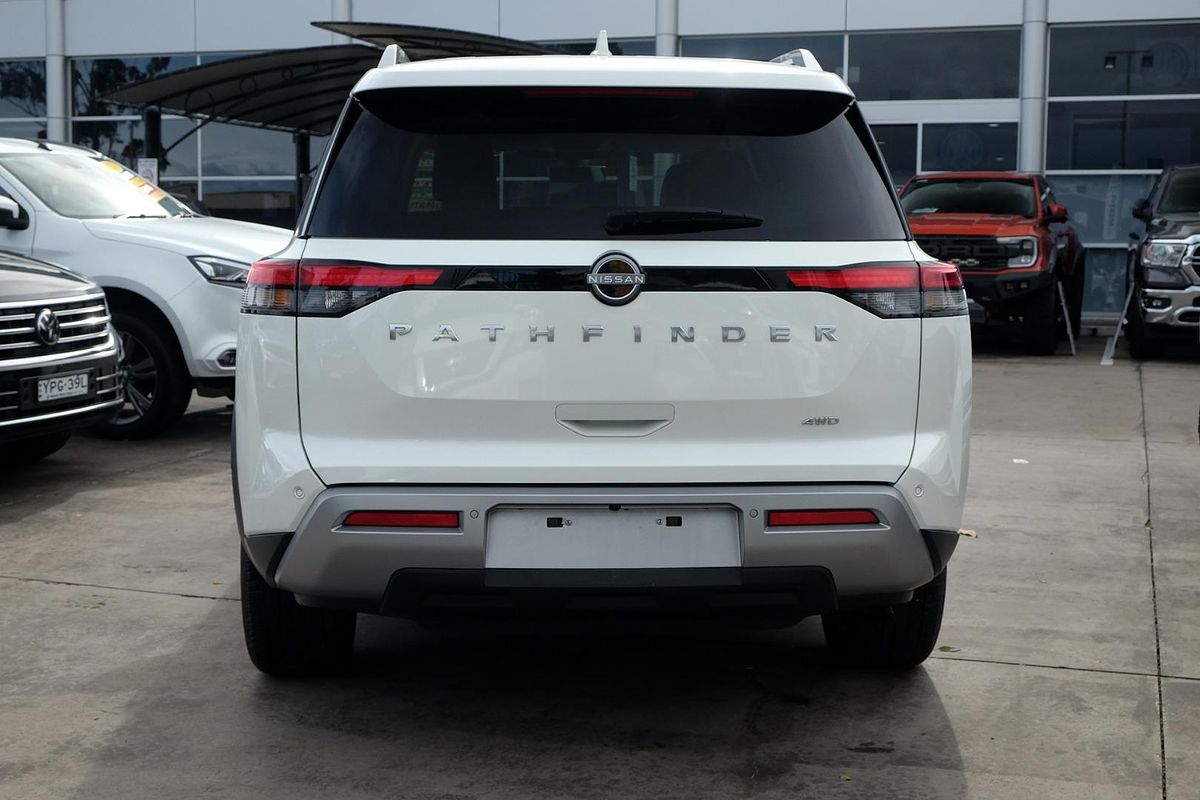 2023 Nissan Pathfinder Ti-L R53