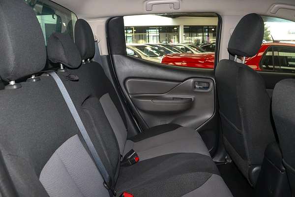 2017 Mitsubishi Triton GLX+ MQ 4X4