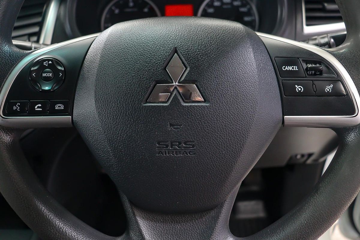 2017 Mitsubishi Triton GLX+ MQ 4X4