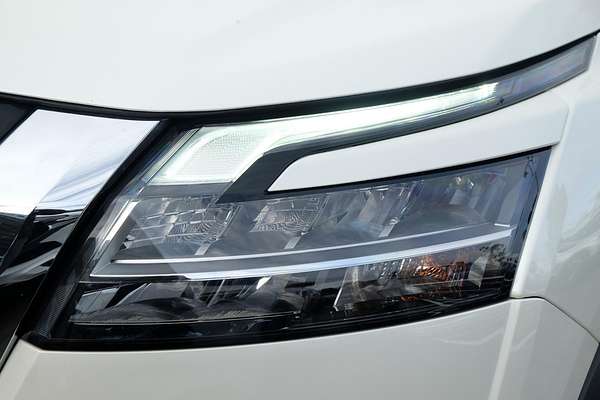 2023 Nissan Pathfinder Ti-L R53