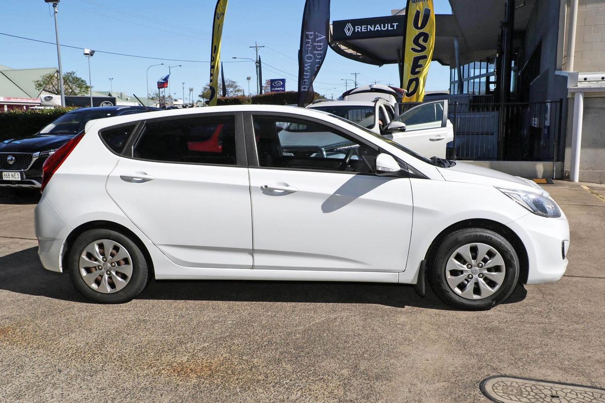 2016 Hyundai Accent Active RB4