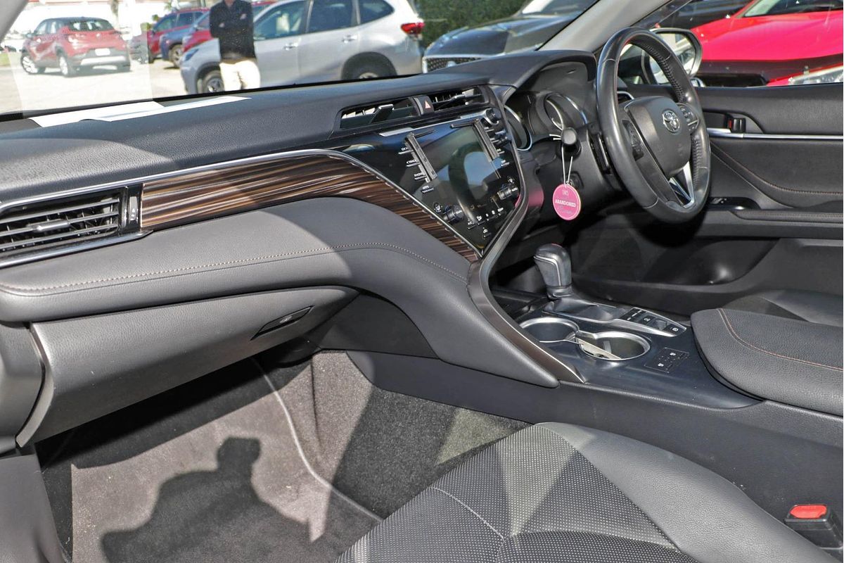 2018 Toyota Camry SL ASV70R
