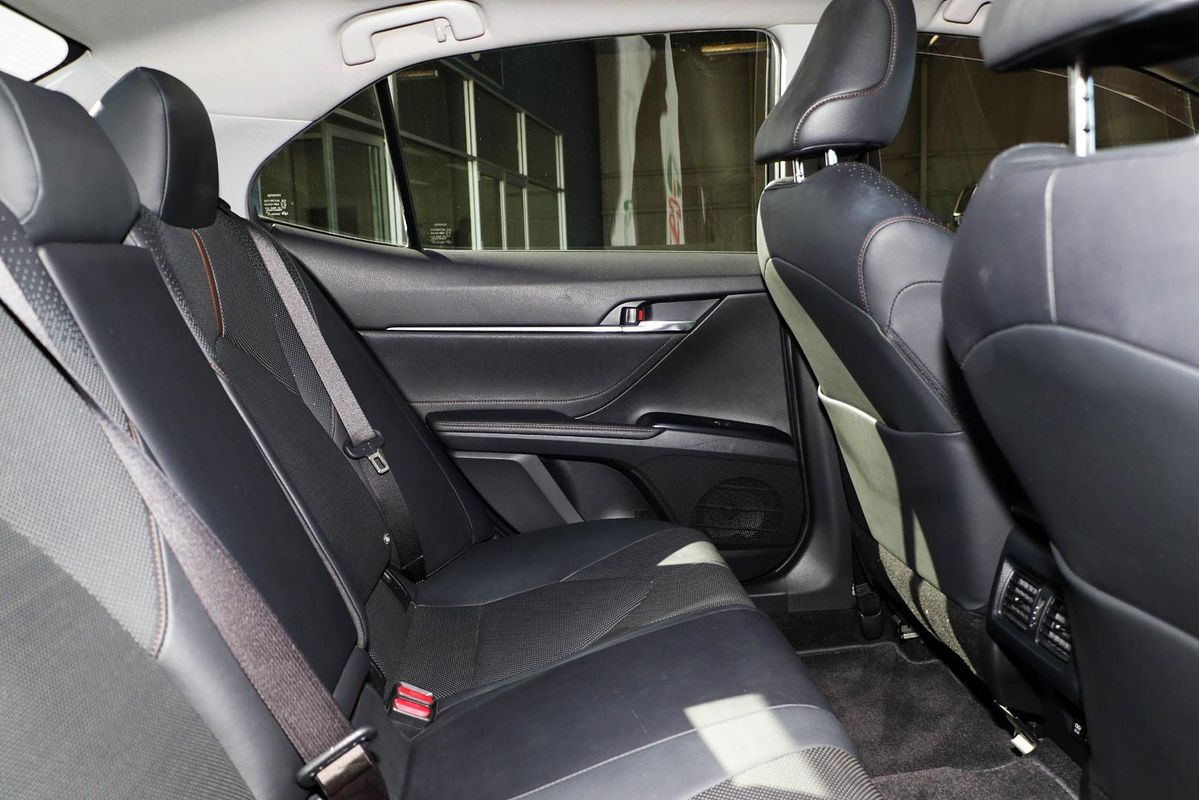 2018 Toyota Camry SL ASV70R
