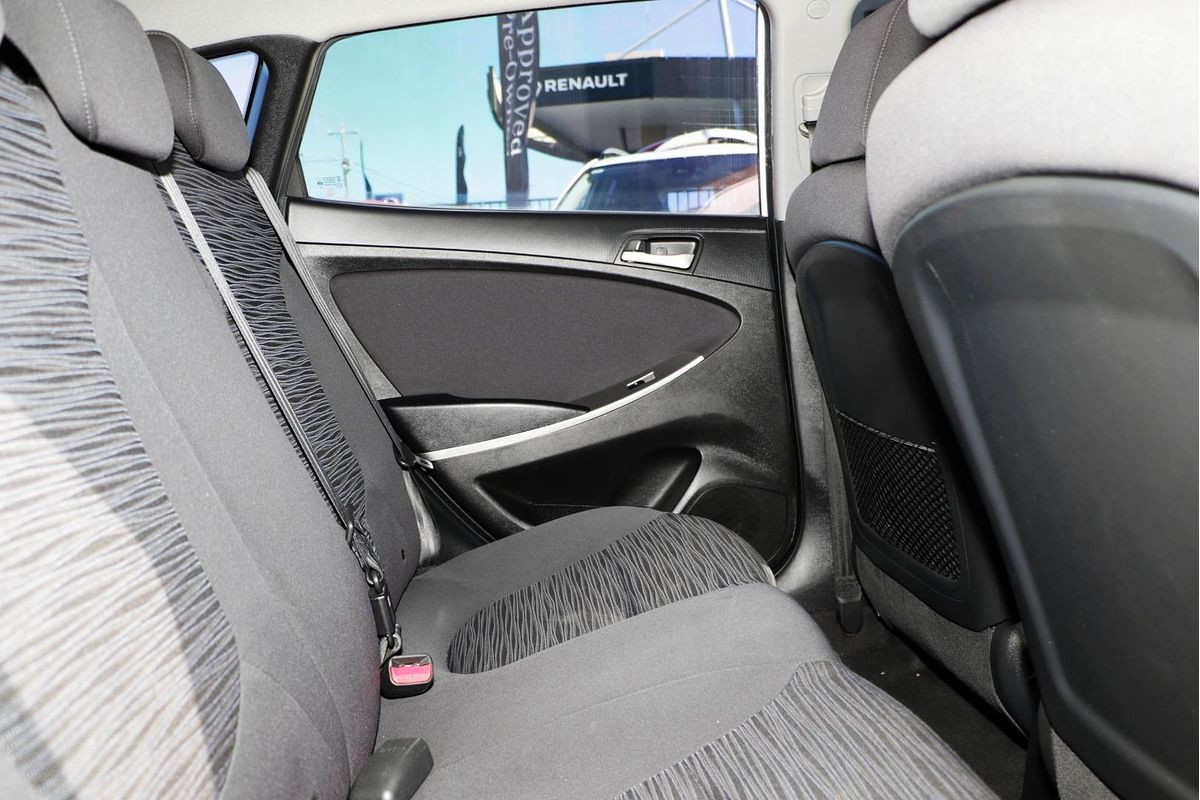 2016 Hyundai Accent Active RB4