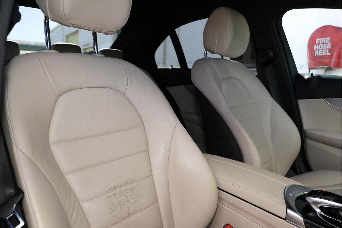 2020 Mercedes-Benz C-Class C300 e W205