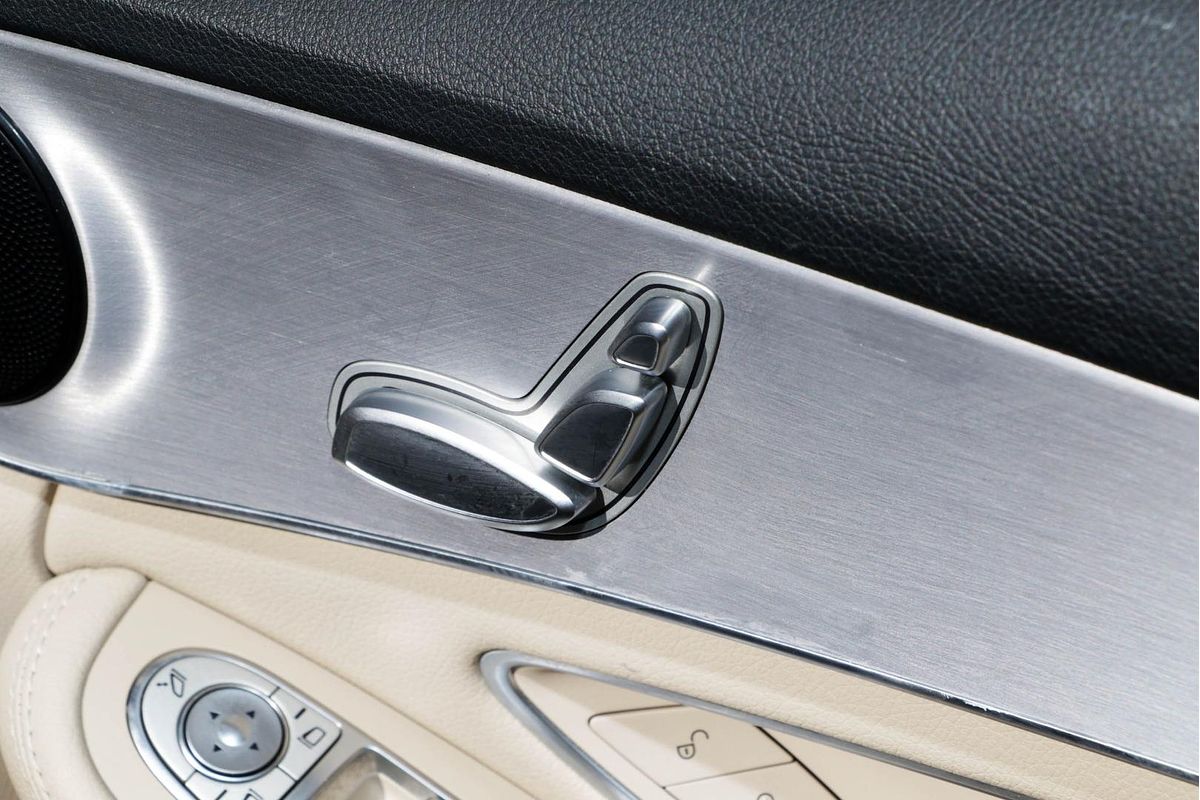 2020 Mercedes-Benz C-Class C300 e W205