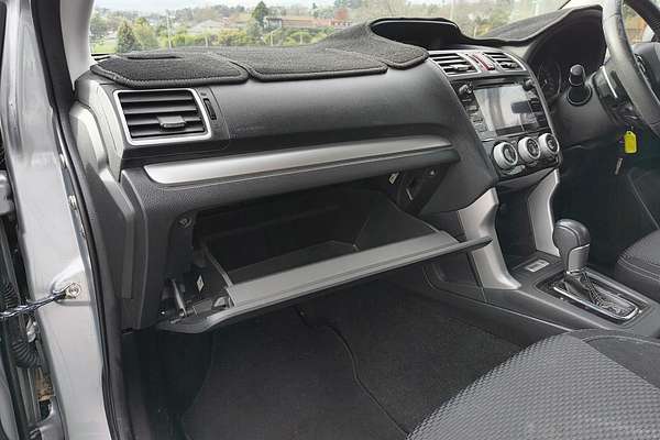 2015 Subaru Forester 2.0D-L S4