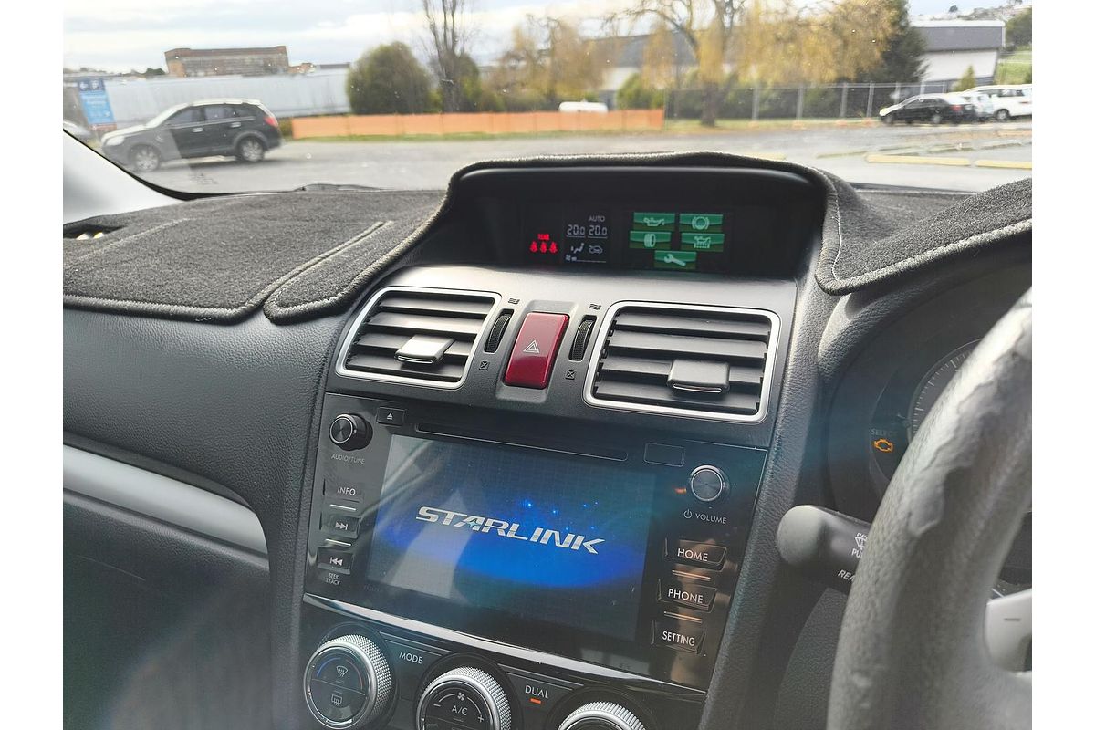 2015 Subaru Forester 2.0D-L S4