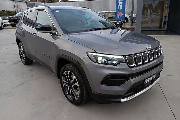 2022 Jeep Compass Limited M6
