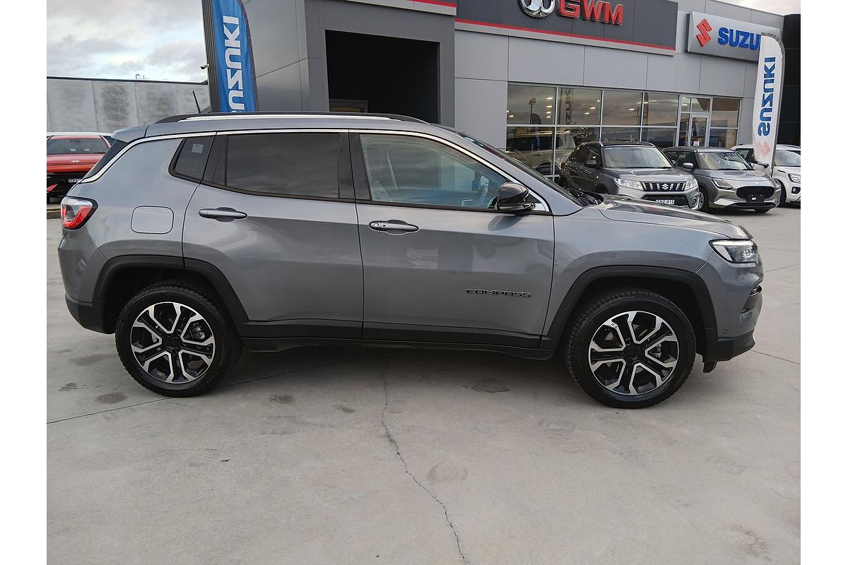 2022 Jeep Compass Limited M6