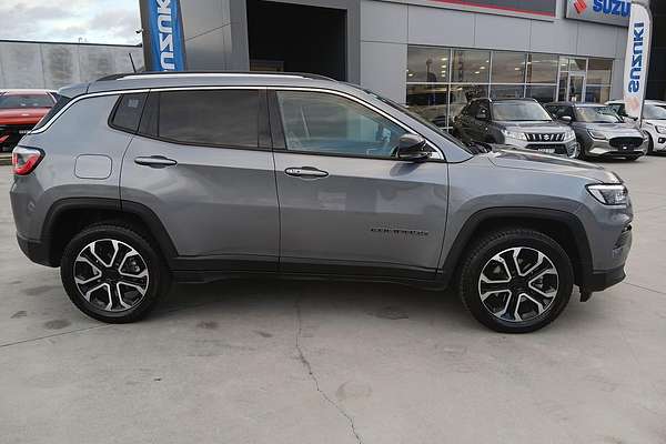 2022 Jeep Compass Limited M6