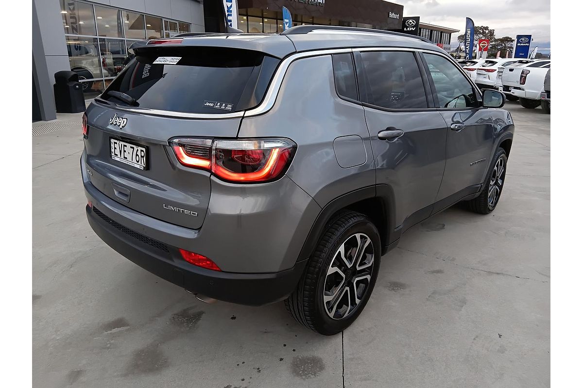 2022 Jeep Compass Limited M6