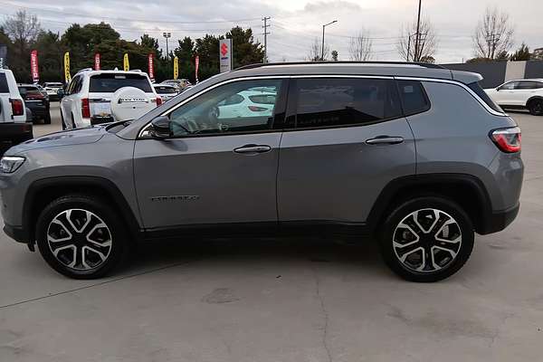 2022 Jeep Compass Limited M6