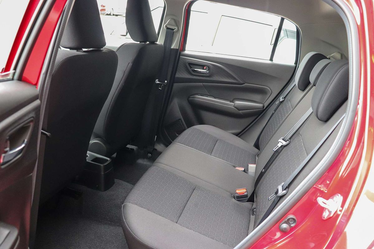2024 Suzuki Swift Hybrid UZ