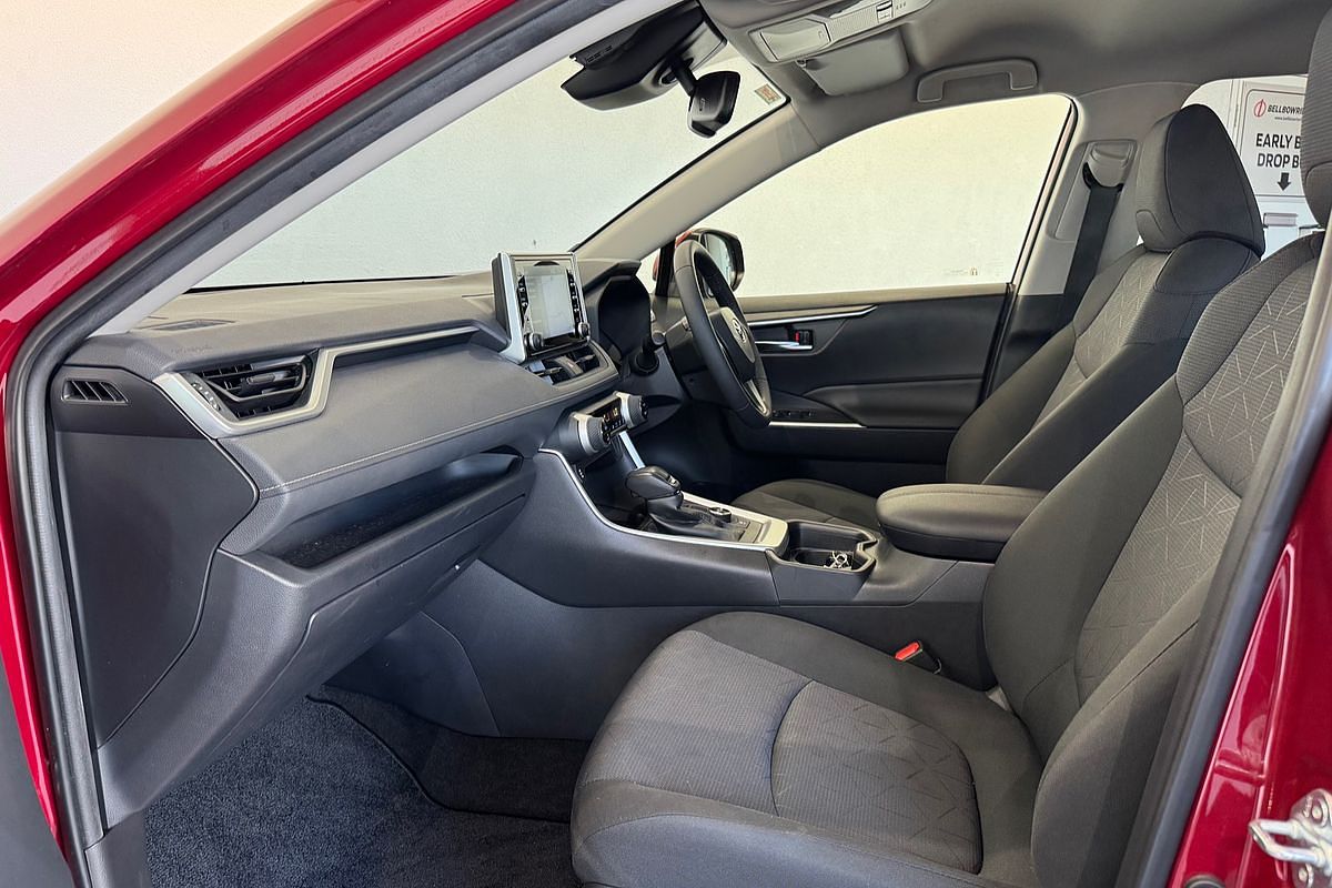 2021 Toyota RAV4 GXL AXAH54R