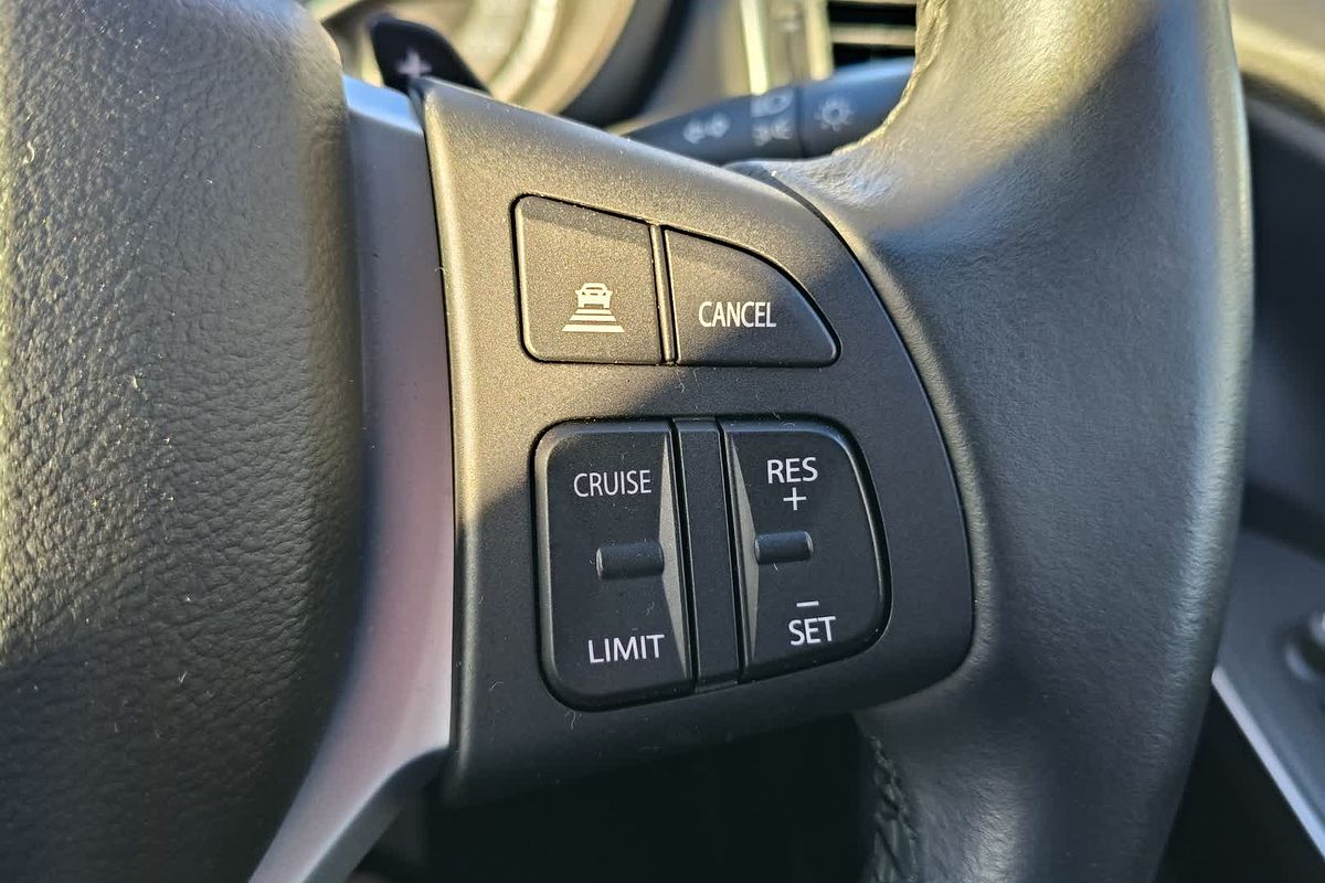 2023 Suzuki S-Cross GL+ JYB