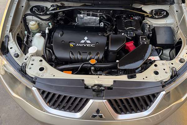 2007 Mitsubishi Outlander LS ZG