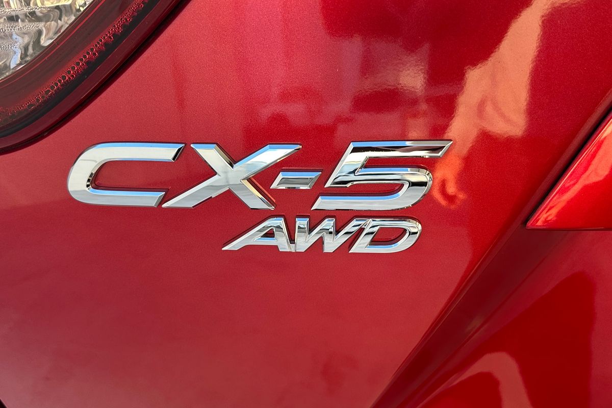 2015 Mazda CX-5 Grand Touring KE Series 2