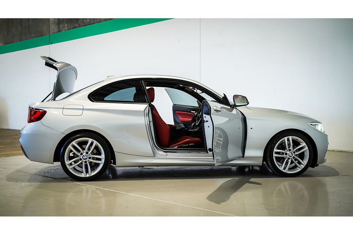 2017 BMW 2 Series 220i M Sport F22