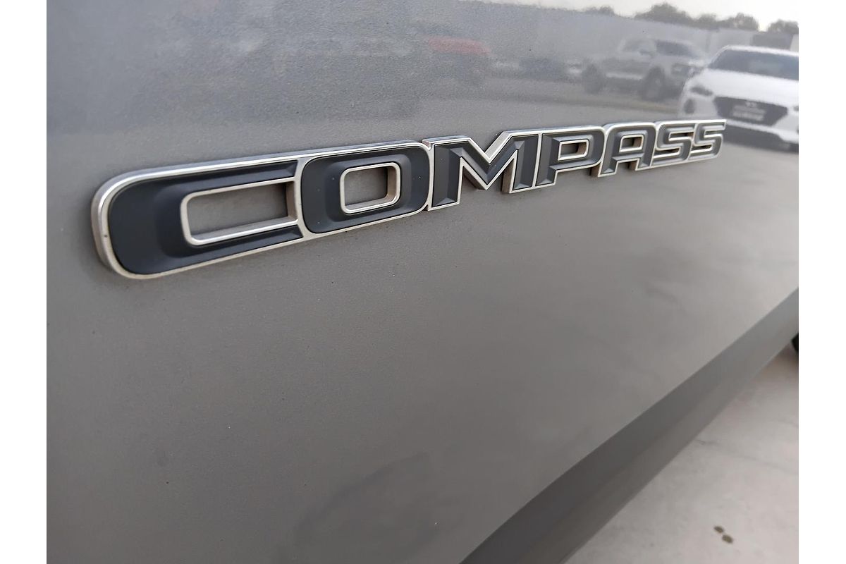 2022 Jeep Compass Limited M6