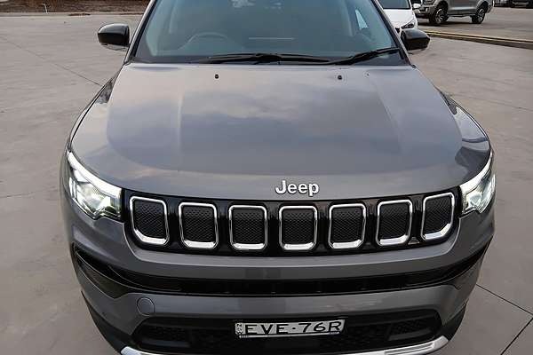2022 Jeep Compass Limited M6