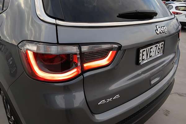 2022 Jeep Compass Limited M6