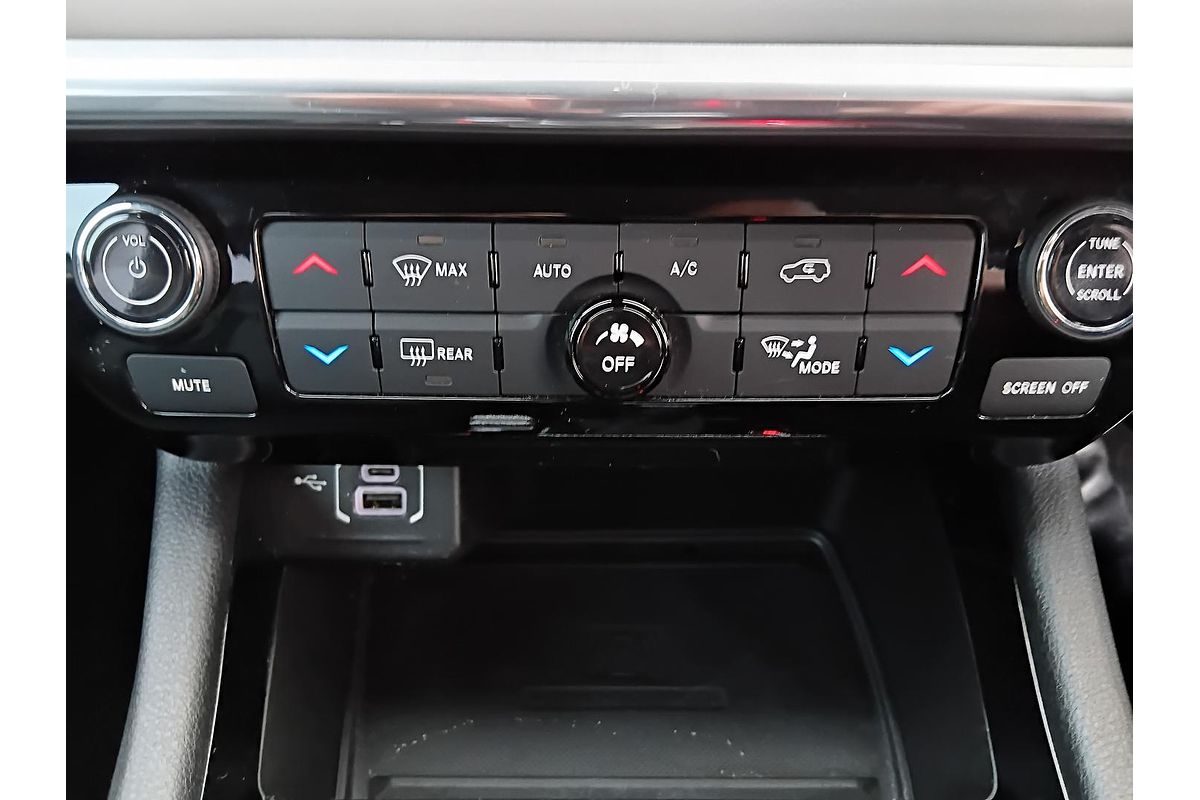 2022 Jeep Compass Limited M6