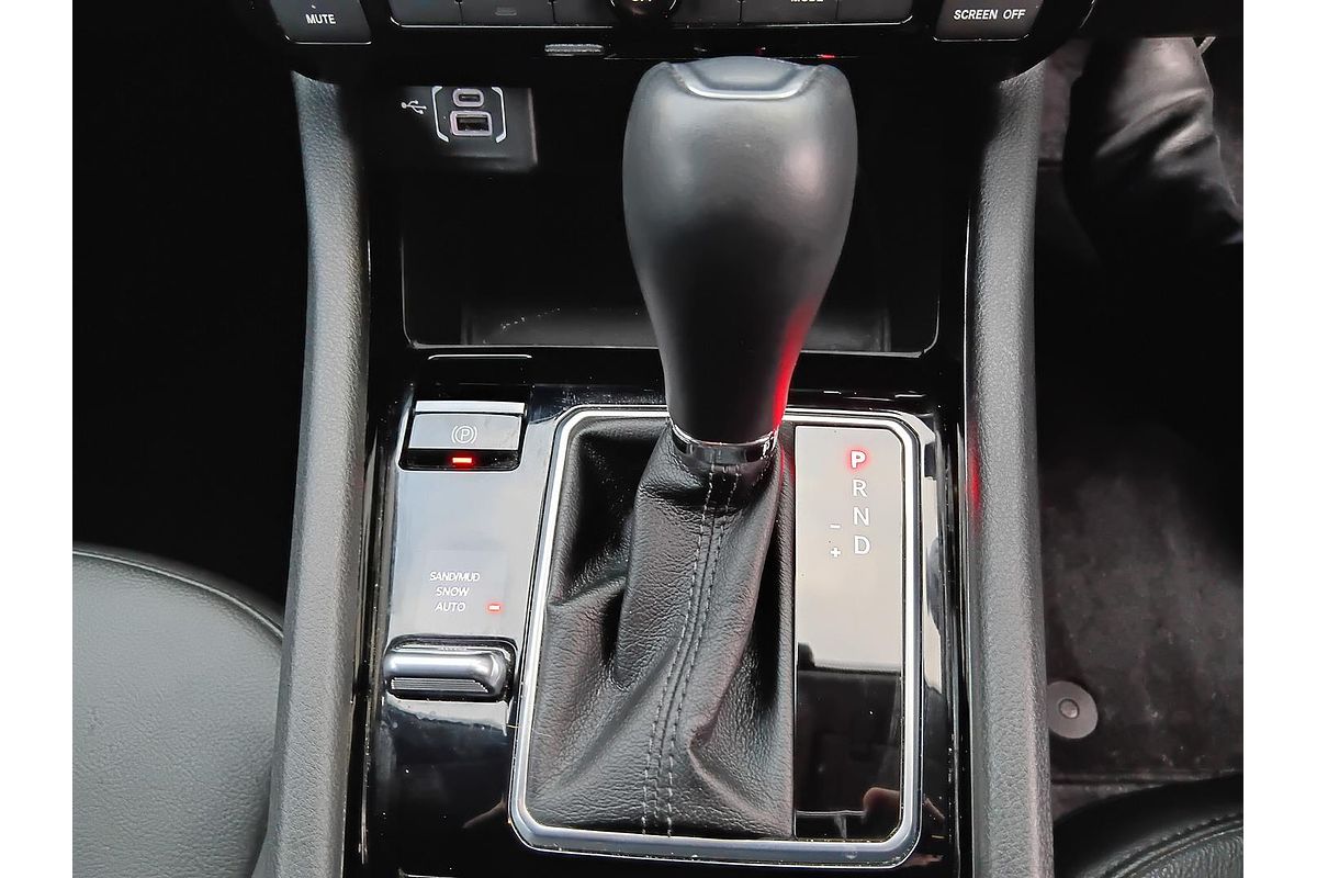 2022 Jeep Compass Limited M6