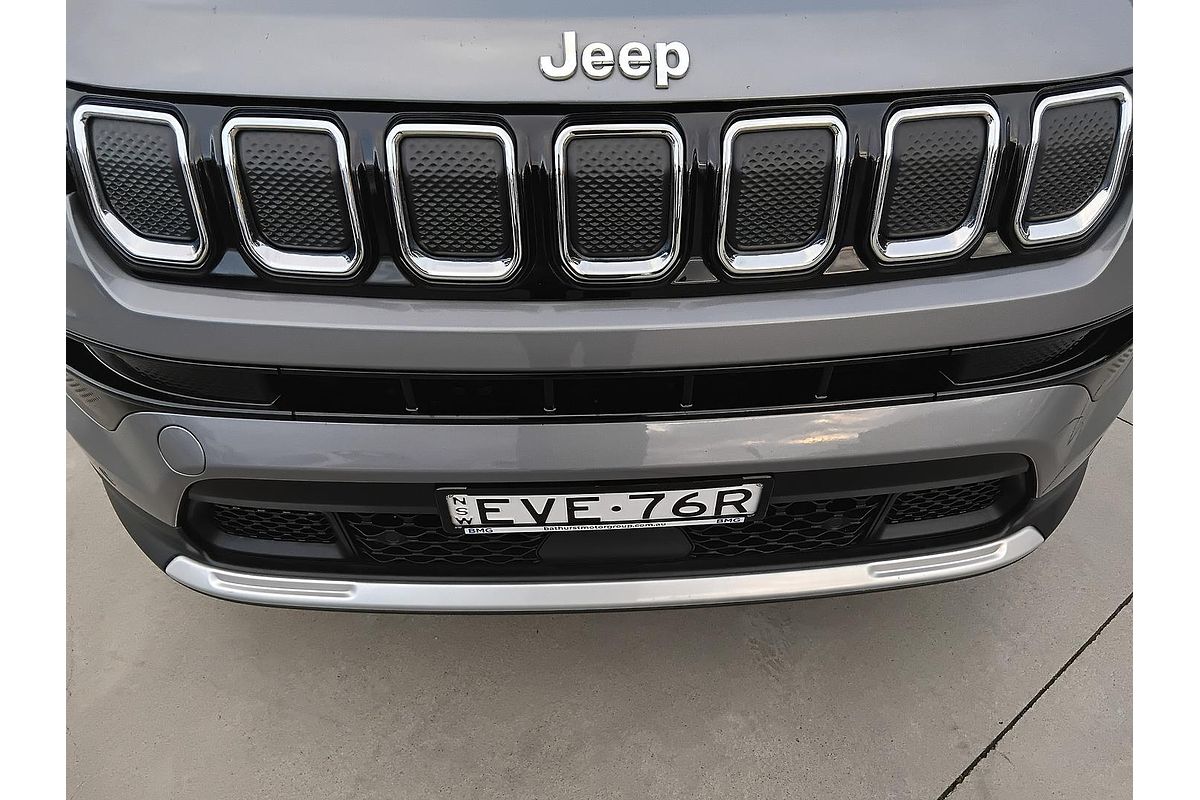 2022 Jeep Compass Limited M6