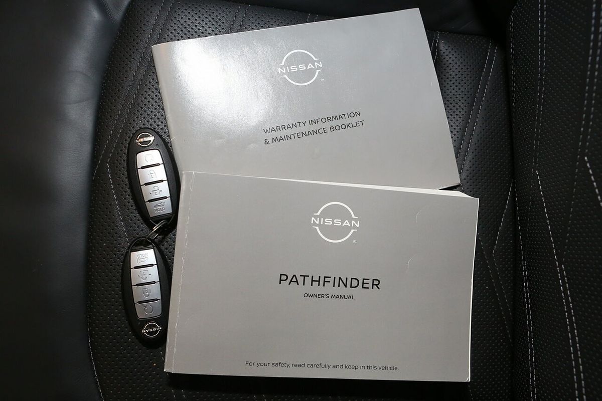 2023 Nissan Pathfinder Ti-L R53