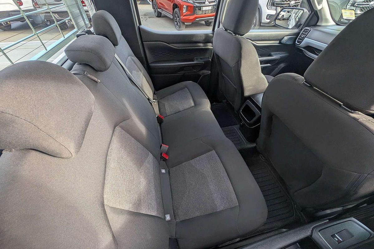 2024 Ford Ranger XL 4X4 2.0L