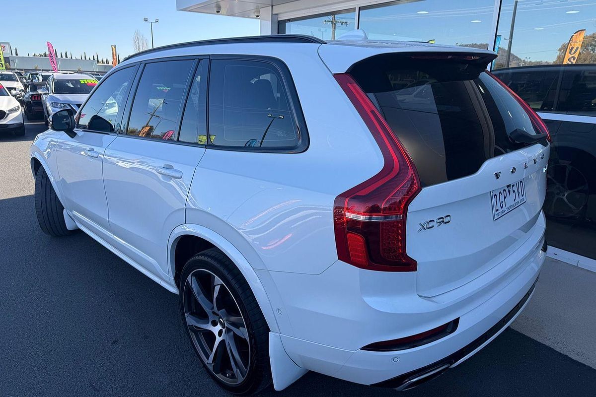 2021 Volvo XC90 T6 R-Design