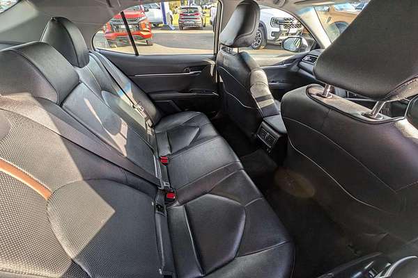 2020 Toyota Camry SL GSV70R