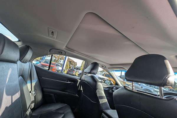 2020 Toyota Camry SL GSV70R