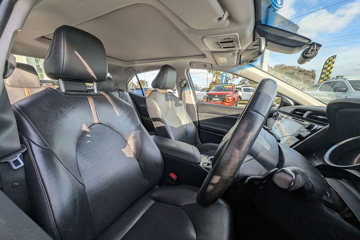 2020 Toyota Camry SL GSV70R