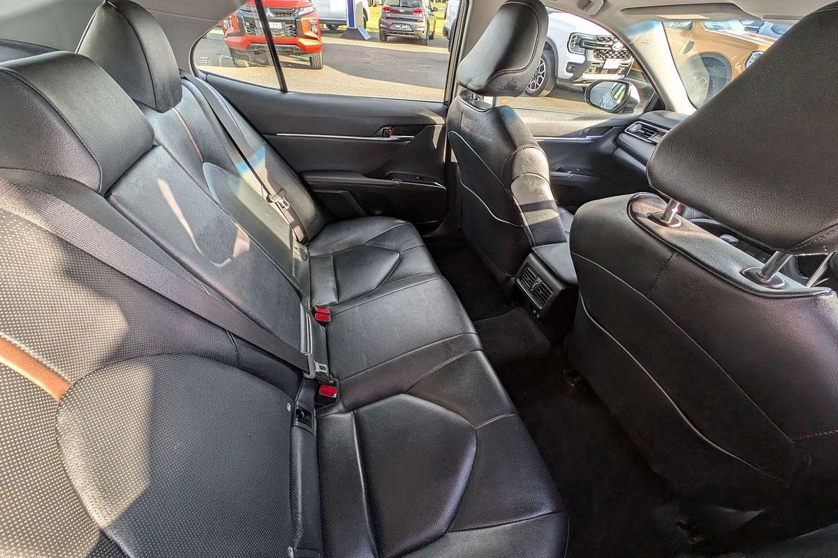 2020 Toyota Camry SL GSV70R