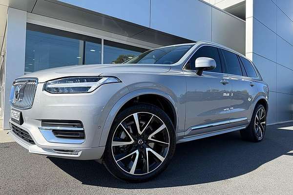 2023 Volvo XC90 Ultimate B6 Bright