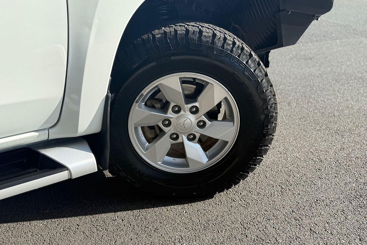2020 Mitsubishi Triton GLX+ MR 4X4